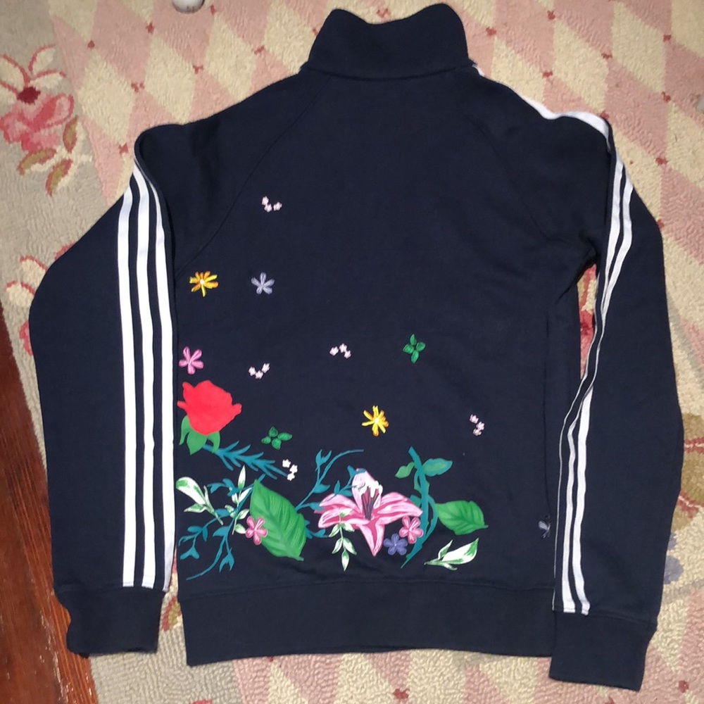 UNIQUE adidas mixed media quarter zip sweatshirt!